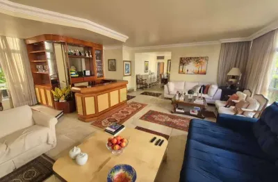 Apartamento com 4 quartos à venda em Florianópolis/SC - Bairro Centro, próximo ao Beiramar Shopping .