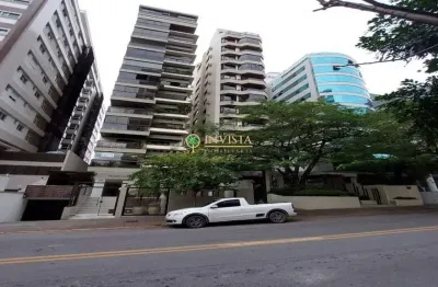 Andar alto, sacada, 3 suítes, hidromassagem e 3 vagas à venda próximo ao beiramar shopping.