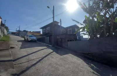 À venda | 250 m², 7 quartos, 2 pavimentos e 2 vagas - biguaçu/sc.