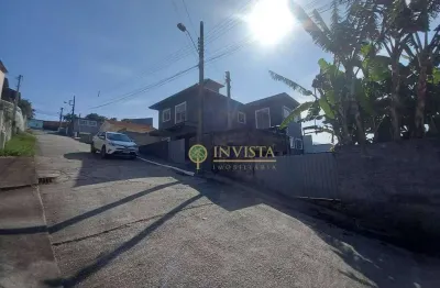 À venda | 250 m², 7 quartos, 2 pavimentos e 2 vagas - biguaçu/sc.