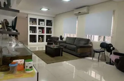 Casa com 4 quartos à venda em florianópolis, piscina privativa e 6 vagas de garagem - bairro jardim atlântico.