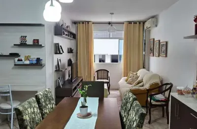 À venda | 101 m², próximo ao estádio orlando scarpelli, 3 quartos sendo 1 suíte, 1 vaga de garagem - estreito, em florianópolis.