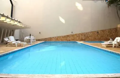 À venda | 140 m², andar alto, 3 quartos e 1 vaga - centro de florianópolis.