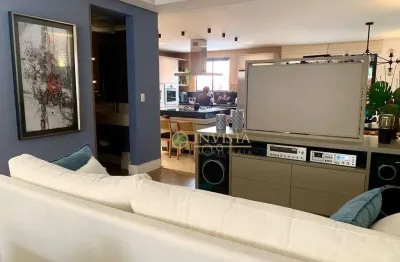 Mobiliada, com 4 quartos sendo 1 suíte e área de lazer ampla com piscina