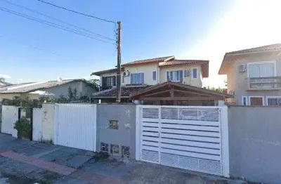 Próximo à academia start fit, semi mobiliada, com 4 quartos e 2 vagas