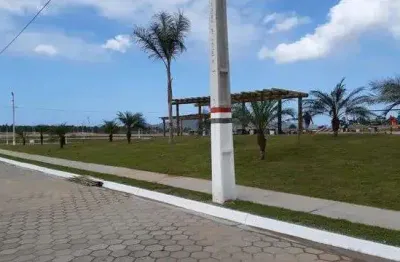 No loteamento bosque imbituba, com 476m² pronto para construir.