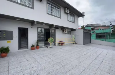 Prédio à venda na Rua Humaitá, 250, Estreito, Florianópolis
