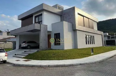 4 quartos em condomínio fechado com infraestrutura de lazer completa à venda no ratones em florianópolis.