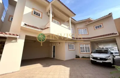 5 quartos, 3 banheiros e 5 vagas no balneário do estreito - á venda em florianópolis