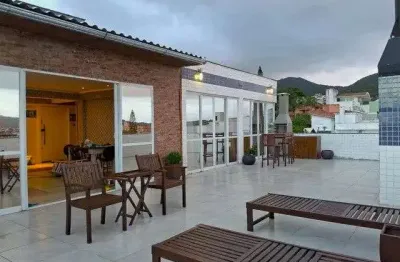 3 suítes sendo 2 máster, terraço com churrasqueira e 2 vagas na praia dos Ingleses - Á venda em Florianópolis