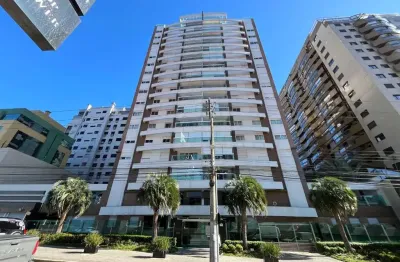 À venda | 97 m², 2 suítes, sacada e 1 vaga de garagem - frente angeloni e top market, em florianópolis.