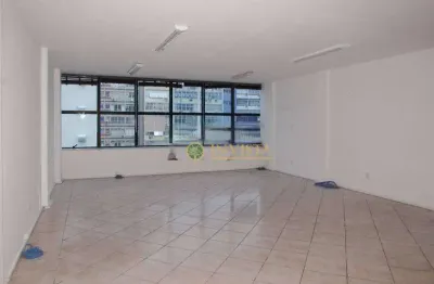 Sala comercial em andar alto no centro - á venda em florianópolis