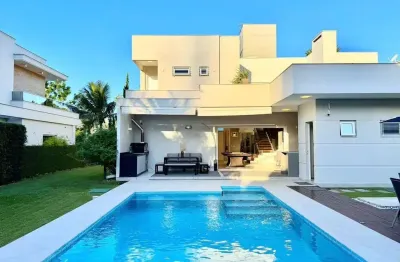 À venda | 330 m², piscina privativa, lareira, 3 quartos e 4 vagas - jurerê internacional, florianópolis.