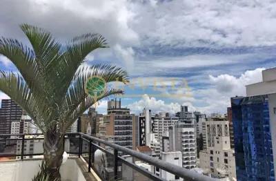 À venda | triplex de 200m², 2 suítes, terraço com churrasqueira e vista parcial mar - centro de florianópolis