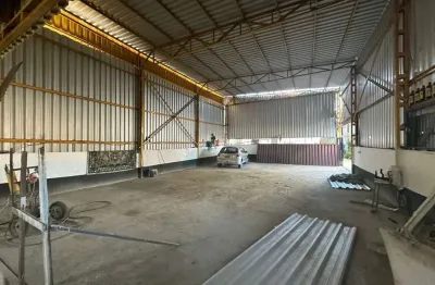 Locação | galpão comercial com 180 m² - rio tavares, em florianópolis.