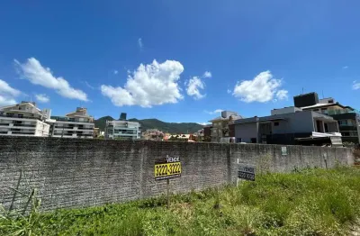 Terreno em condomínio fechado à venda na Rua das Salgemas, 122, Açores, Florianópolis