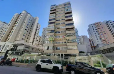 À venda | 183 m², Semi mobiliado, 4 quartos e 2 vagas - Próximo ao Colégio Catarinense, em Florianópolis.