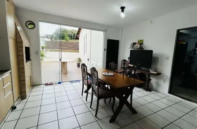 Casa com 3 quartos à venda na Rua Martinha Maia de Souza, 90, Ponta de Baixo, São José