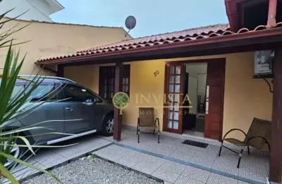 Á venda | 150 m², 4 quartos e 2 vagas de garagem - balneário do estreito, em florianópolis.