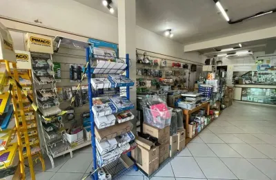 Locação | Loja e Sobreloja de 160 m² - Centro, em Florianópolis.