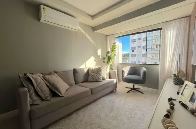 Á venda - mobiliado e reformado, 3 quartos e 1 vaga  de garagem - centro de florianópolis