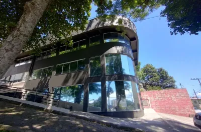 Locação | prédio comercial de 1.250 m² com vista mar - estreito, em florianópolis.