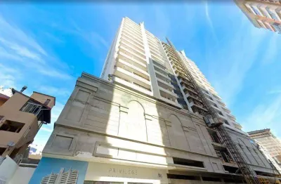 Andar alto, sacada com churrasqueira, 3 suítes e 2 vagas à venda em Campinas próximo ao Giassi.