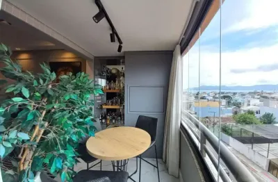 Apartamento Mobiliado com 3 quartos para Alugar em Florianópolis/SC!