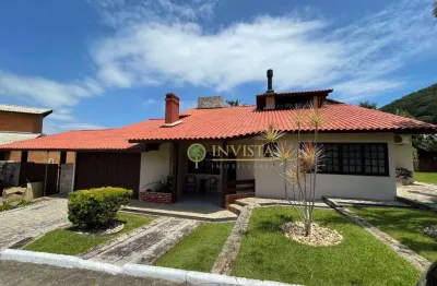 À venda | 226 m², condomínio fechado, 3 quartos e espaço gourmet com churrasqueira - sambaqui, em florianópolis.