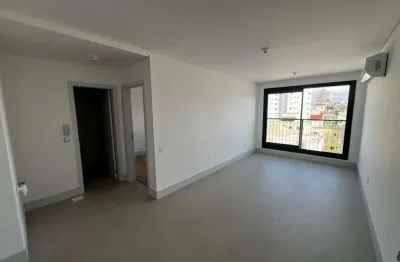 Área de lazer completa com 1 quarto e 1 vaga à venda no estreito em florianópolis.