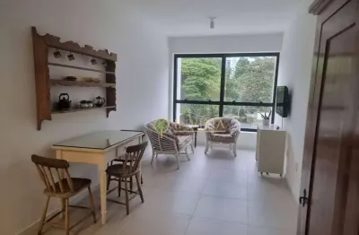 Locação próximo à UFSC! Mobiliado, 1 quarto e 1 vaga de garagem.