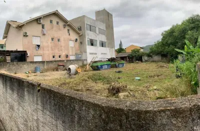 Terreno à venda na Servidão Maria Serafina de Oliveira, 242, Cachoeira do Bom Jesus, Florianópolis
