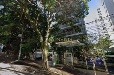 À venda | 117 m², Andar alto, 3 quartos, sacada com churrasqueira e 2 vagas - Av. Trompowsky, Centro de Florianópolis.