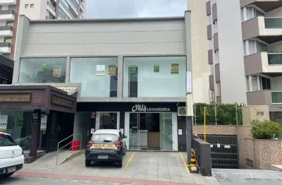 Locação | loja comercial com 100m² - no centro de florianópolis.