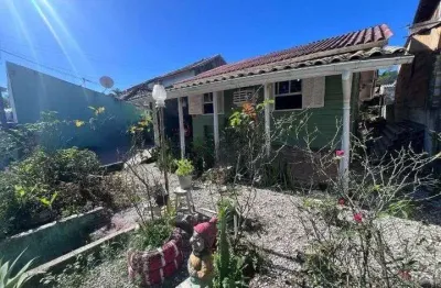 À venda | casa com 2 quartos e 90 m² de área construída - praia do campeche, em florianópolis.
