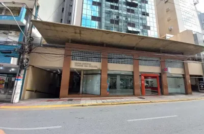 À venda | sala comercial com 48m² privativos - em frente ao lira tênis clube, em florianópolis.