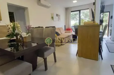 Semi mobiliado, sacada com churrasqueira, 2 suítes e 2 vagas à venda no campeche.