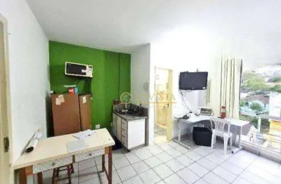 Sala comercial com 1 vaga para locação na trindade.
