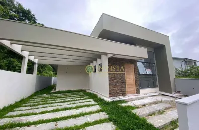 Área externa com piscina e churrasqueira, 144m², 3 quartos e 2 vagas à venda em forquilhas.