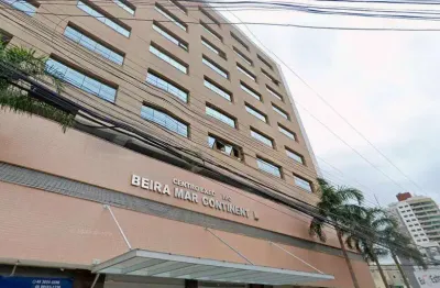 Locação | Sala Comercial mobiliada com garagem no Estreito em Florianópolis