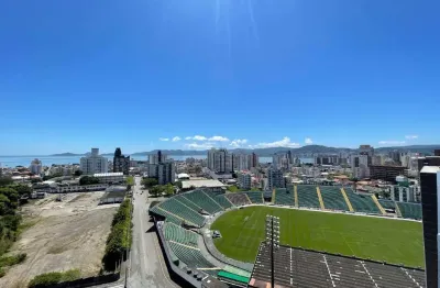 À venda | sacada com churrasqueira, 2 quartos e 1 vaga - estreito, próximo ao estádio orlando scarpelli.