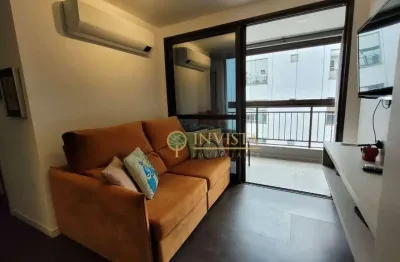 À venda no itacorubi! semi mobiliado, andar alto, vista mar, 2 quartos e 1 vaga.