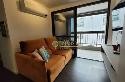 À venda no itacorubi! semi mobiliado, andar alto, vista mar, 2 quartos e 1 vaga.