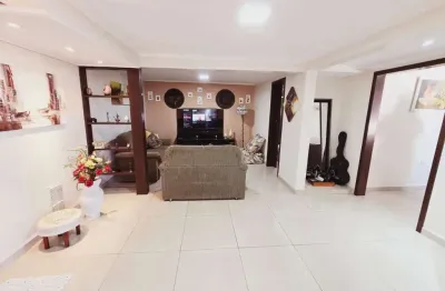 Espaço gourmet com churrasqueira, 4 quartos e 2 vagas á venda no estreito.