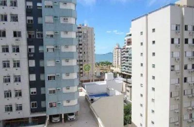 Apartamento com 2 quartos à venda no centro de florianópolis, semi mobiliado e 1 vaga de garagem.