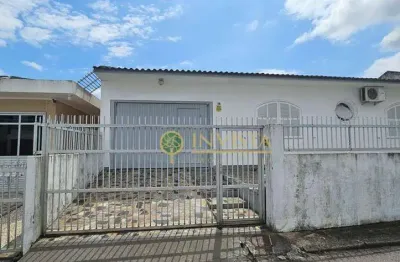 À venda | 200 m², 4 quartos e 3 vagas de garagem - capoeiras, em florianópolis.