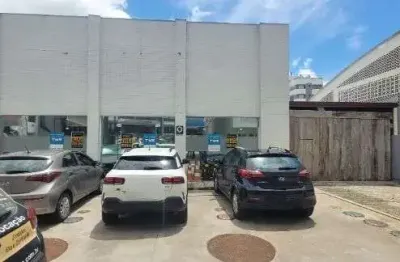 Galpão comercial com 250m² para locação no estreito.