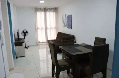 Apartamento com 2 quartos à venda no centro de florianópolis, 65 m² e semi mobiliado.