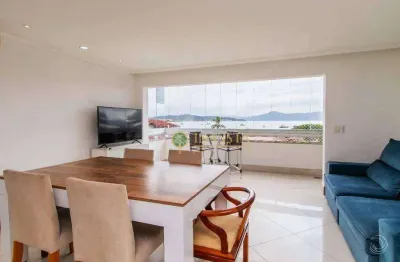 Apartamento com 3 quartos, sacada com churrasqueira, 150 metros da praia e com linda vista panorâmica para o mar - à venda em jurerê.
