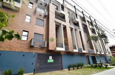 Duplex com Vista Mar, 3 suítes e 3 vagas de garagem - À venda em Jurerê.